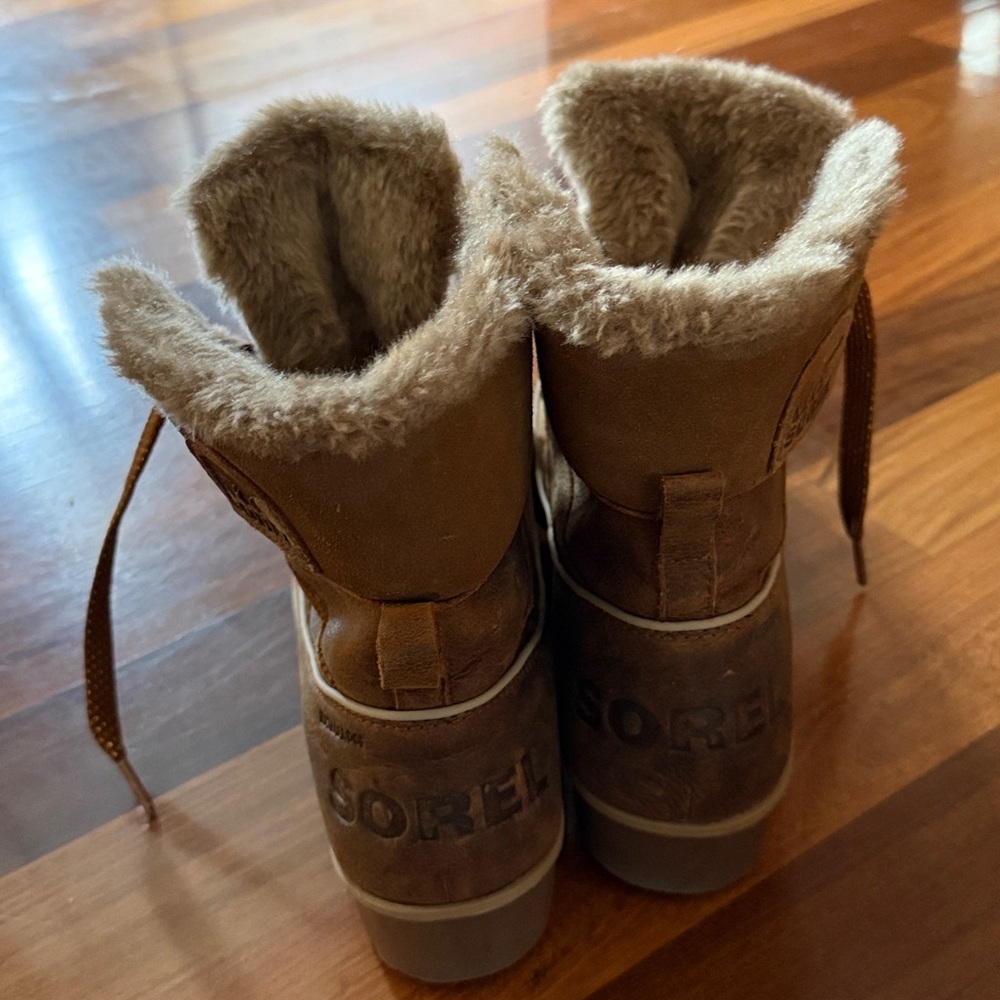 Sorel Brown Fur-Lined Winter Boots - Picture 3 of 5